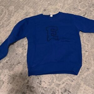 Kids Youth 5/6 Blue Sweatshirt embroidered E